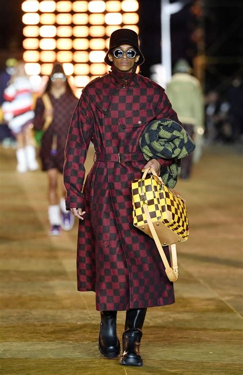 louis vuitton carousel fashion show|louis vuitton 2024 women's show.